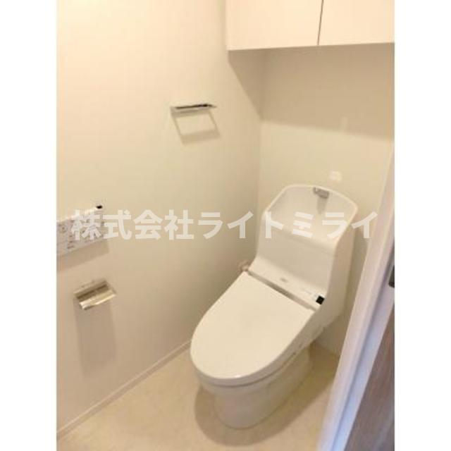 トイレ　※写真は同タイプ住戸です。
