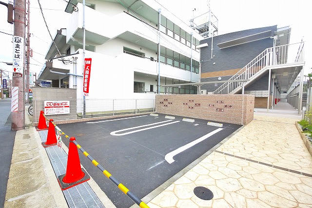 駐車場　カースペースがあります
