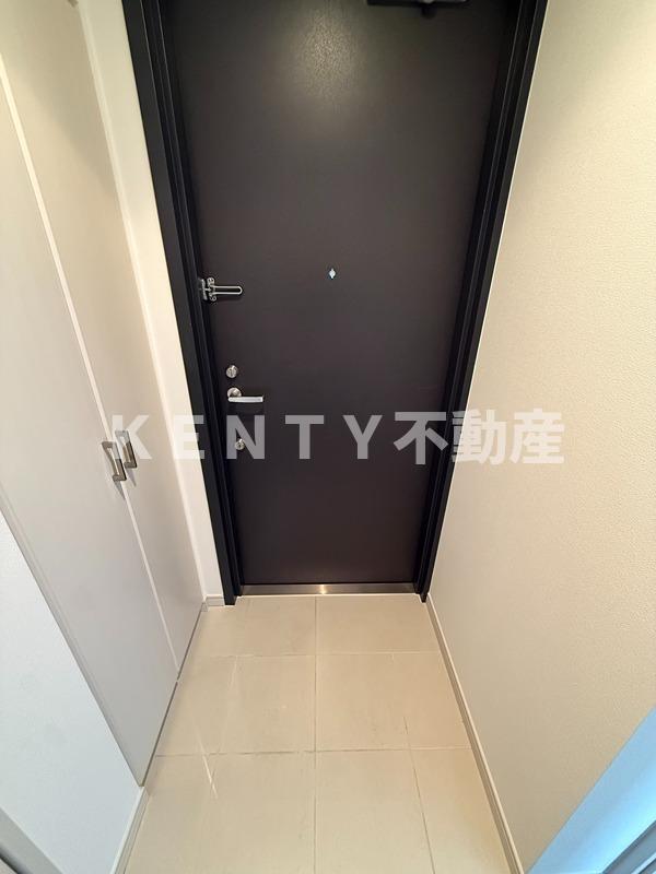 玄関　収納もある玄関です