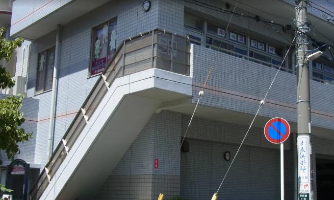 幼稚園・保育園　保育所キッズプラザ南行徳駅前園（幼稚園・保育園）まで401m