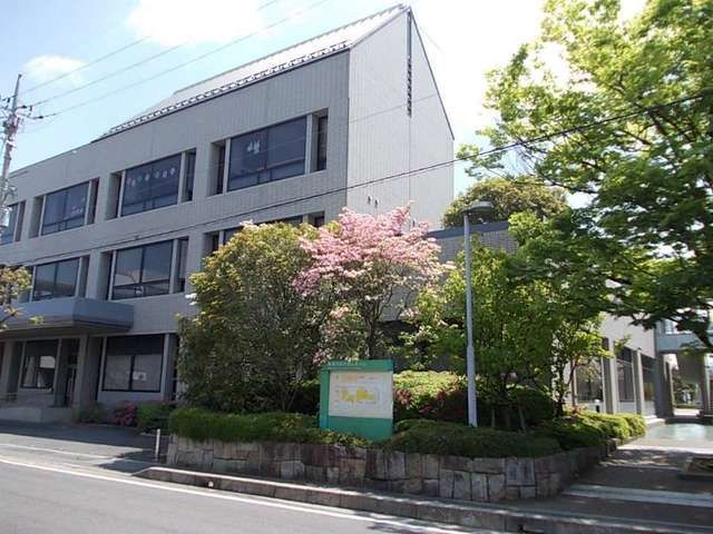 役所　草津市役所（役所）まで952m