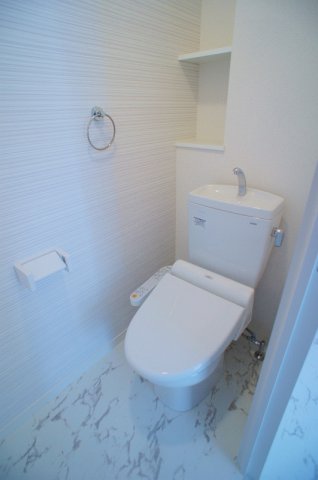 トイレ　落ち着いたトイレです