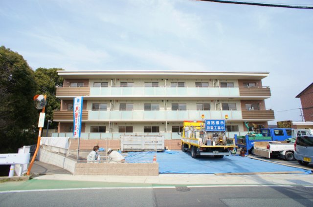 建物外観　落ち着いた雰囲気の外観です