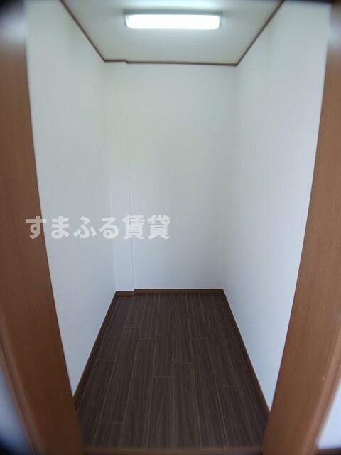 収納　同仕様　同施工会社　収納