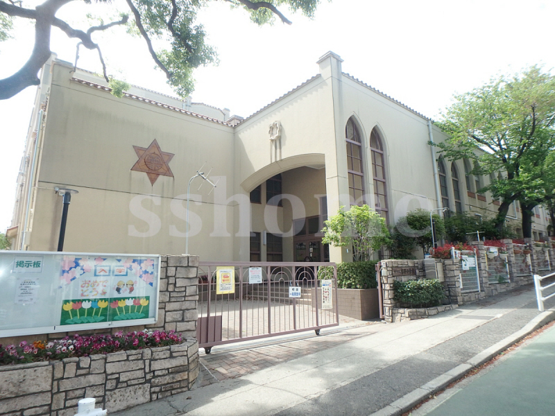 小学校　摩耶小学校（小学校）まで145m