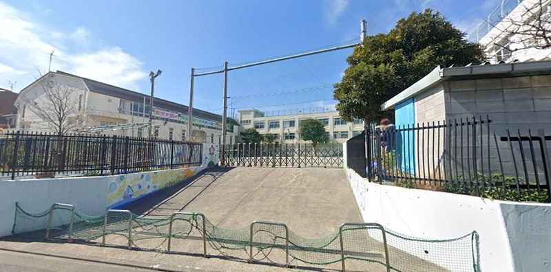 小学校　品川区立延山小学校（荏原中延）（小学校）まで553m