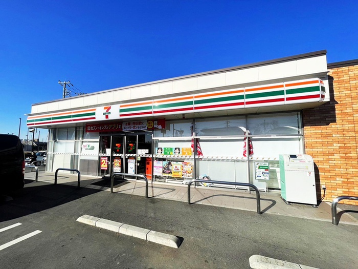 コンビニ　セブン-イレブン 埼玉スタジアム北店（コンビニ）まで220m