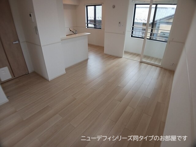 居室・リビング　図面と現状に相違がある場合には現状を優先