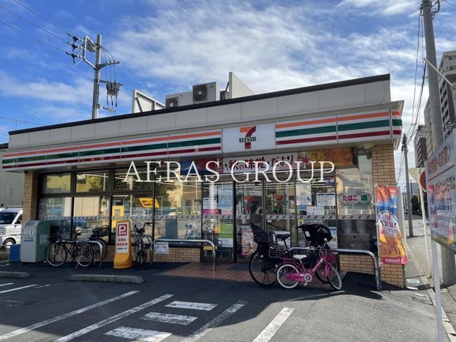 コンビニ　セブンイレブン横浜尻手3丁目店（コンビニ）まで422m