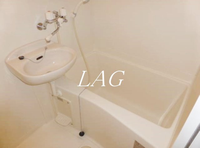 バス・シャワールーム　お風呂です。