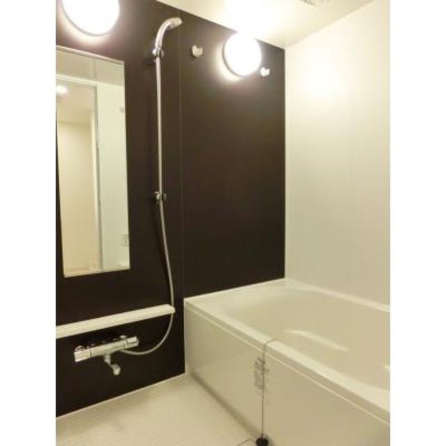 バス・シャワールーム　※写真は同タイプ住戸です。