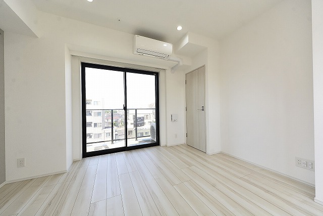 居室・リビング　居室※別部屋参考写真