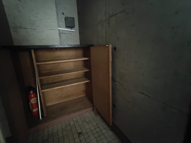玄関　収納もある玄関です