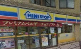 コンビニ　ミニストップ 足立綾瀬１丁目店（コンビニ）まで417m