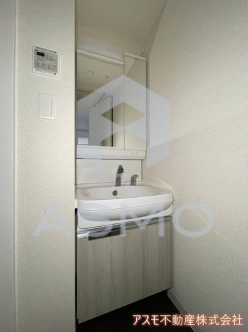 洗面設備　※同物件　別間取り　参考写真