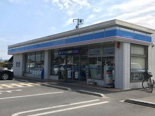 コンビニ　ローソン 秩父上町三丁目店（コンビニ）まで900m