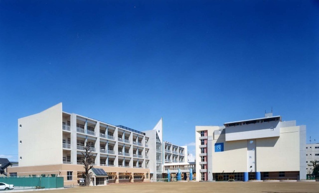 小学校　名古屋市立ほのか小学校（小学校）まで381m