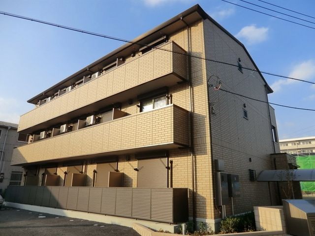 建物外観　八潮駅徒歩３分