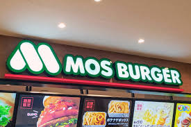 飲食店　モスバーガー美野島サンアロー店（飲食店）まで690m