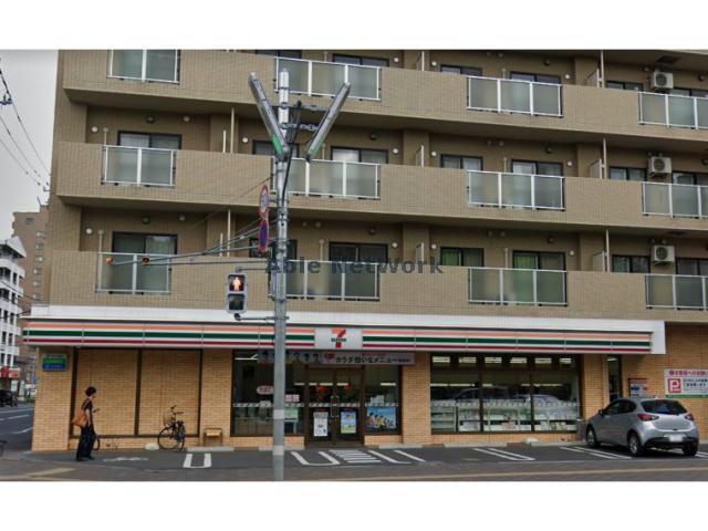 コンビニ　セブンイレブン札幌北12条店（コンビニ）まで179m