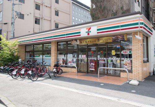 コンビニ　セブンイレブン 港区芝浦ふ頭店（コンビニ）まで7m