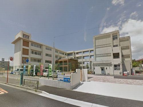 小学校　明石市立人丸小学校（小学校）まで838m