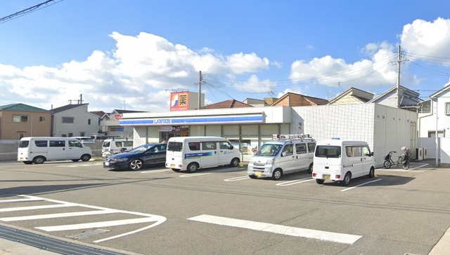 コンビニ　ローソン和泉上町店（コンビニ）まで802m