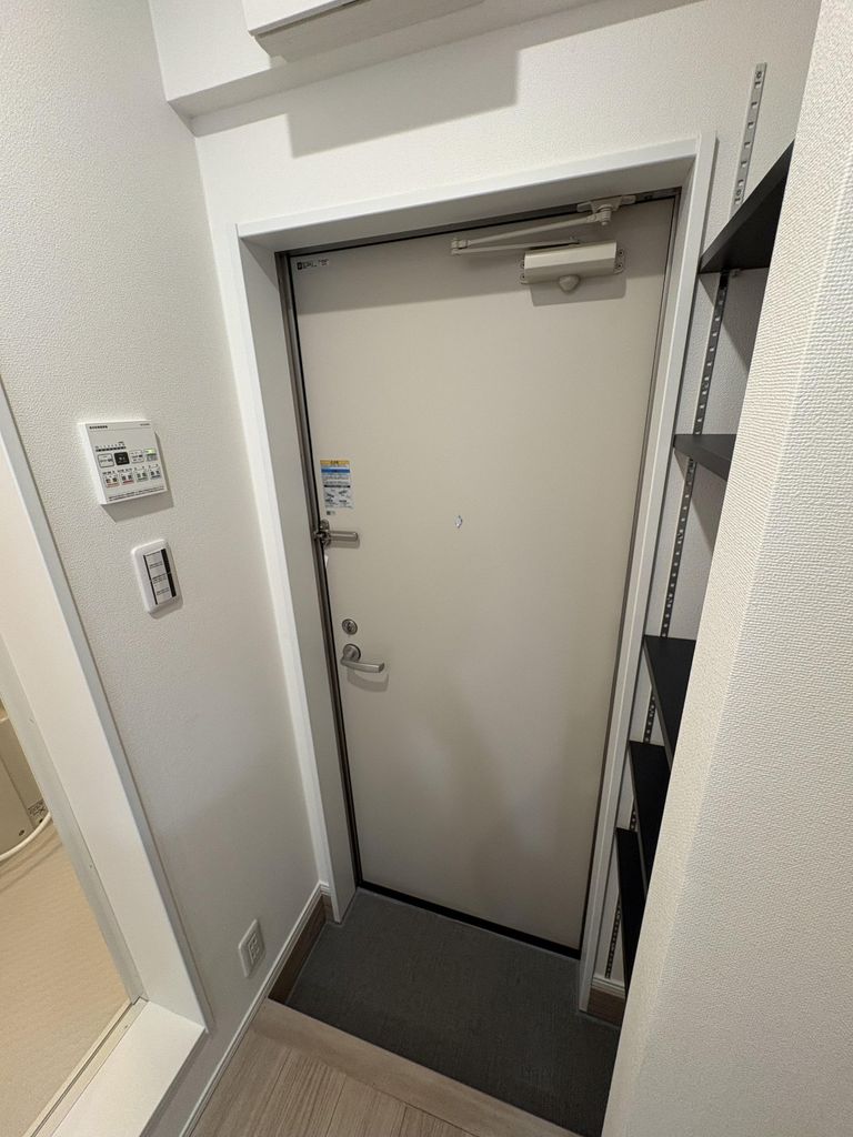 クラシテ西武柳沢の玄関写真