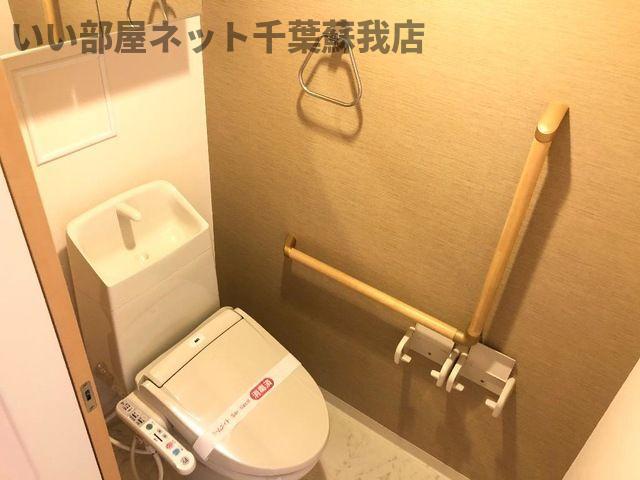 トイレ　ゆったりとした空間のトイレです