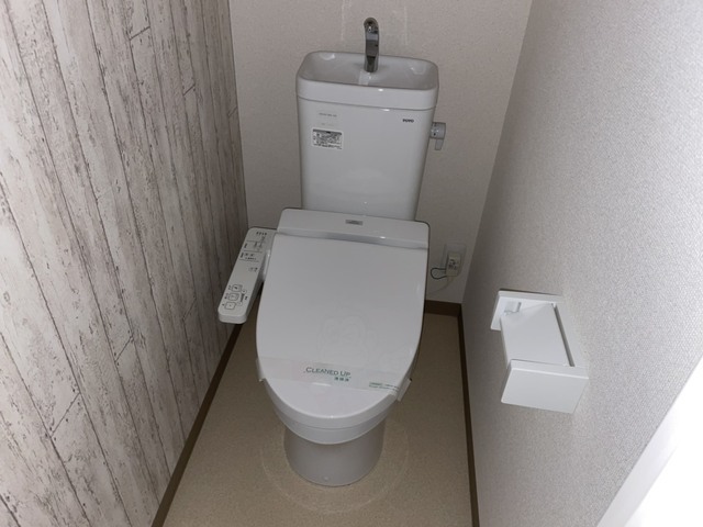 フジパレス西住之江6番館のトイレ写真