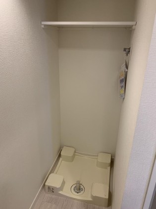 その他設備　室内洗濯機置場。
