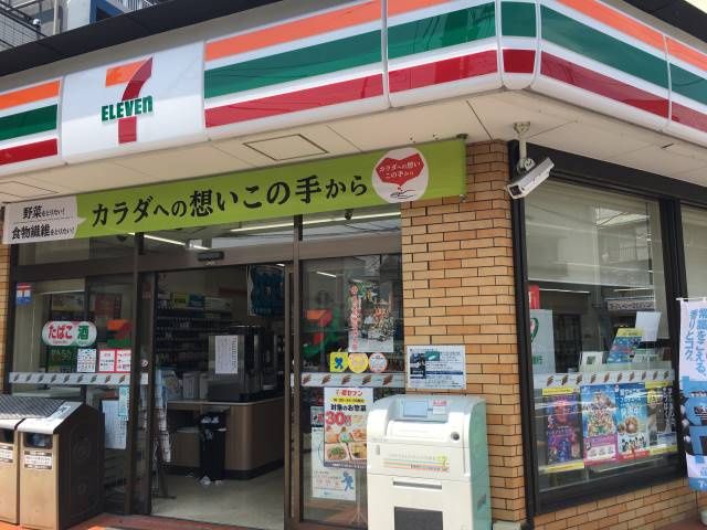 コンビニ　セブンイレブン 江東亀戸4丁目店（コンビニ）まで393m