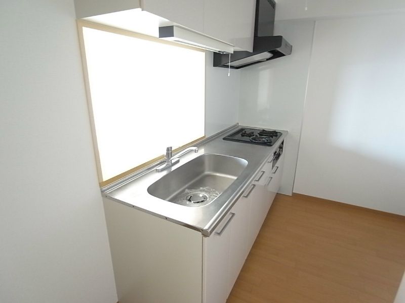 キッチン　※別部屋参考写真