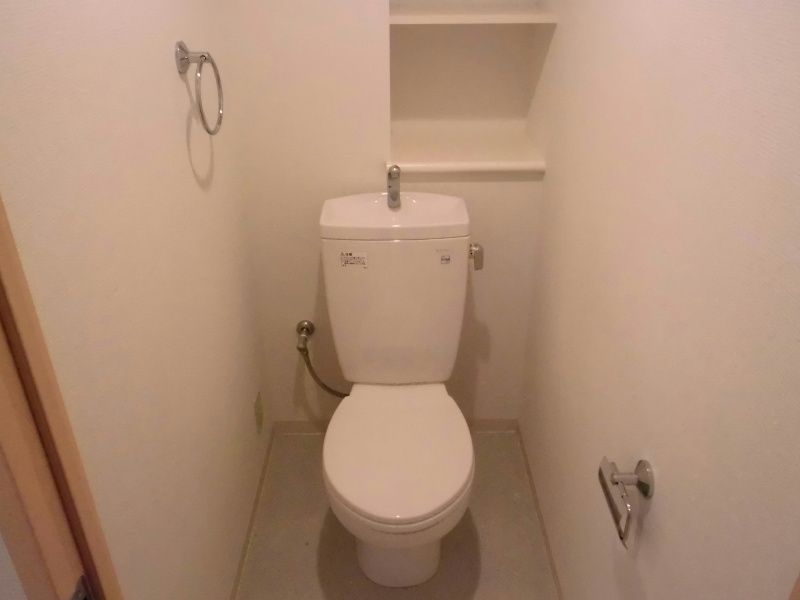 トイレ　※別部屋参考写真