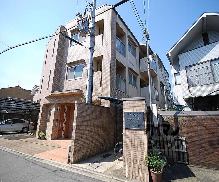 パセオアグラシオン今出川の外観写真