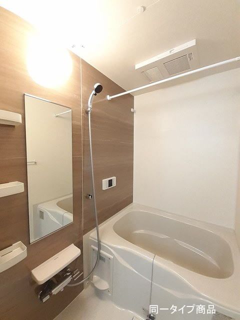 ファースト サンライズIの風呂写真