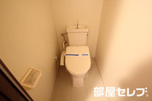 トイレ　※２０２号室内装写真参照