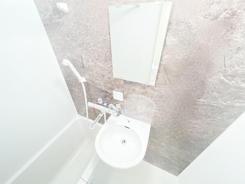 洗面設備　※別部屋の参考写真です※