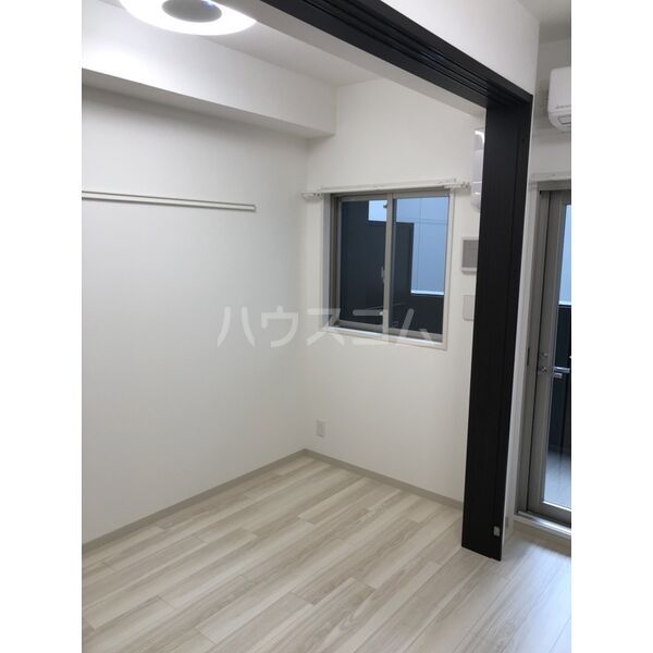 エステムコート名古屋鶴舞IIレアーヴの居間写真
