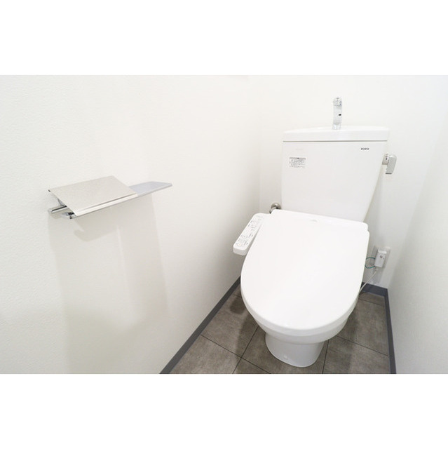 トイレ　清潔感のあるトイレです