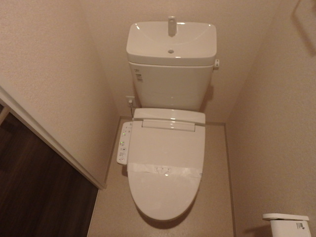 Luxe新大阪SOUTHのトイレ写真