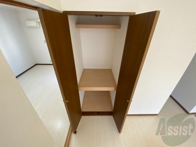 収納　収納もバッチリあるのでお部屋が片付きますよ！