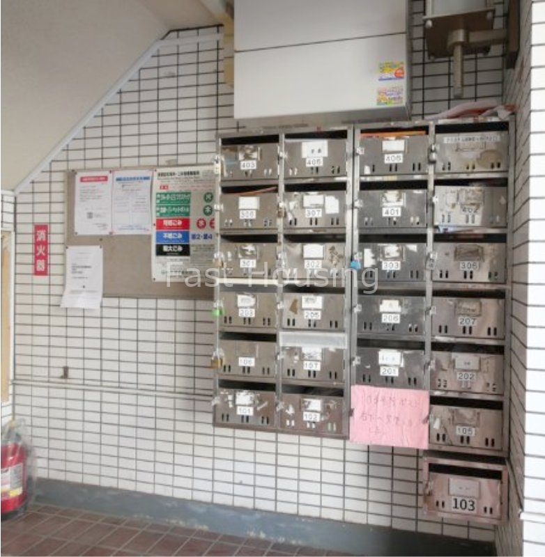 西武池袋線 桜台駅 徒歩4分 3階建 築26年の外観写真