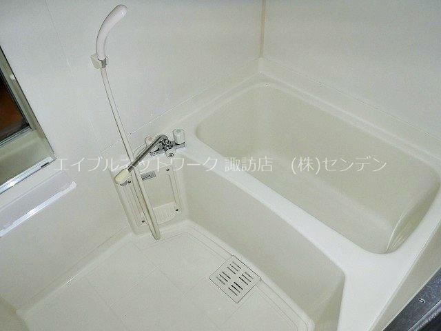 バス・シャワールーム　写真は類似