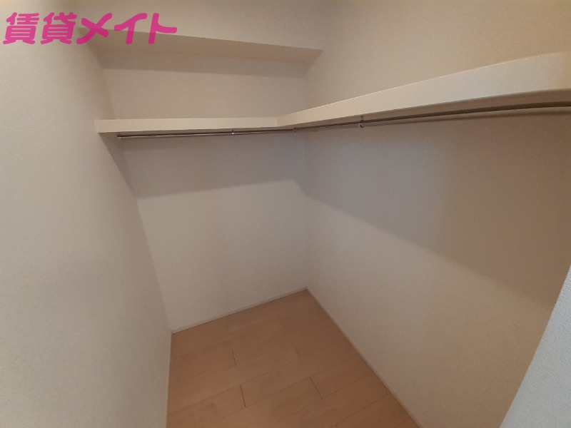 収納　反転タイプ参考写真