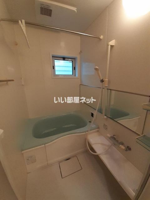 メゾン シャルマンの風呂写真