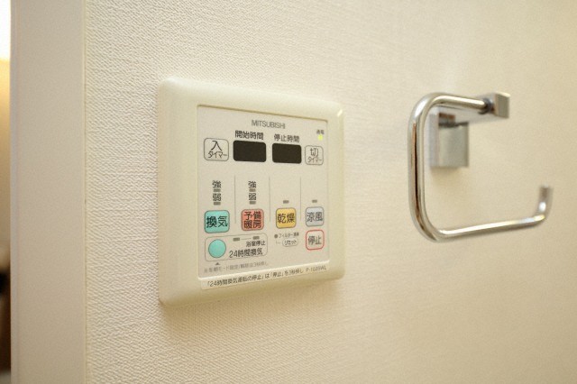 その他　浴室乾燥機付きです♪