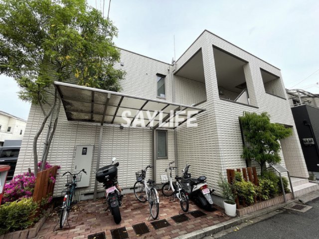 建物外観　スタイリッシュな外観です。
