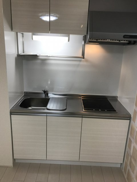 キッチン　2口IHコンロ付きのシステムキッチンです♪