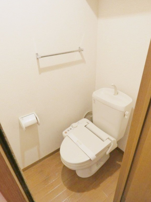 トイレ　図面と現状に相違がある場合には現状を優先